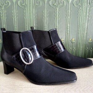 Brighton ankle boot ~ 9. NWOT